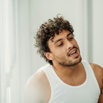 In anteprima assoluta il videoclip di SEBBA “Qualcosa di più”